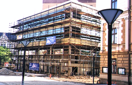 2002 - Přístavba domu Dolní náměstí Vsetín