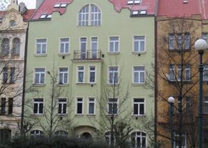 2004 - Oprava činžovního domu, Praha Karlín